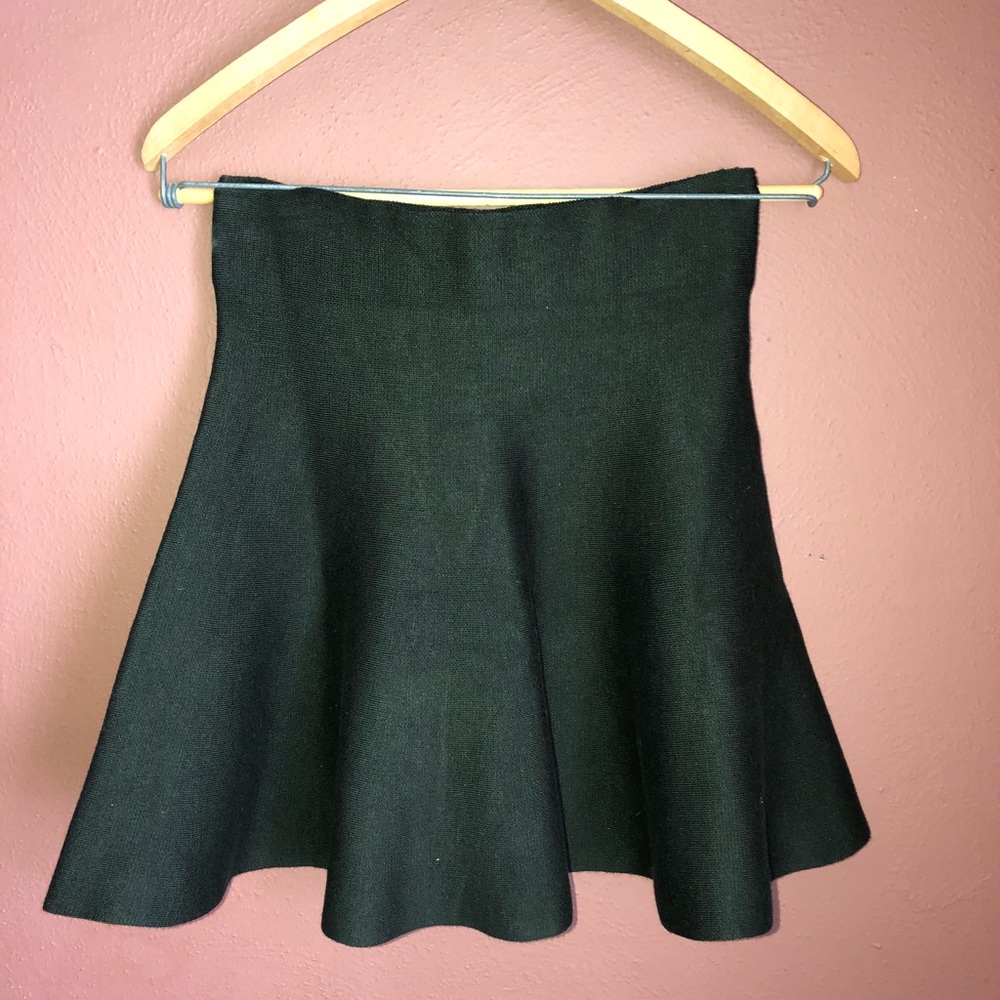 Dark green high-waisted skirt